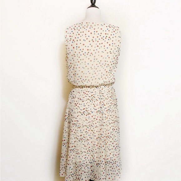 ModCloth Ivory Heart Print Pleated Dress - Picture 4 of 7